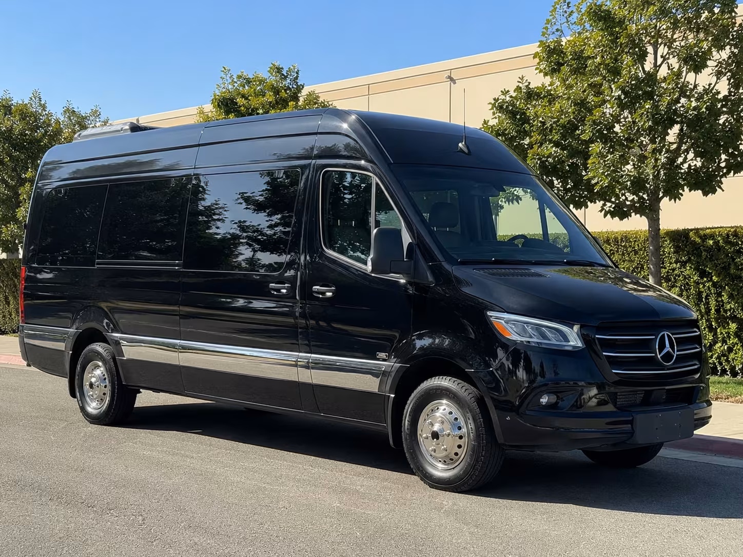 sprinter vans and minibuses for smaller concert groups in milpitas